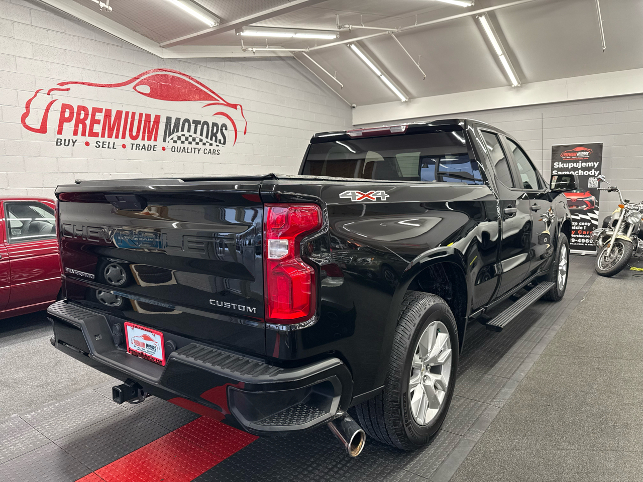 Chevrolet Silverado 1500 Custom 2021