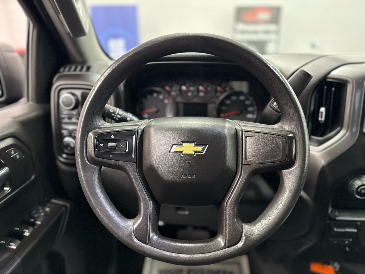 Chevrolet Silverado 1500 Custom 2021