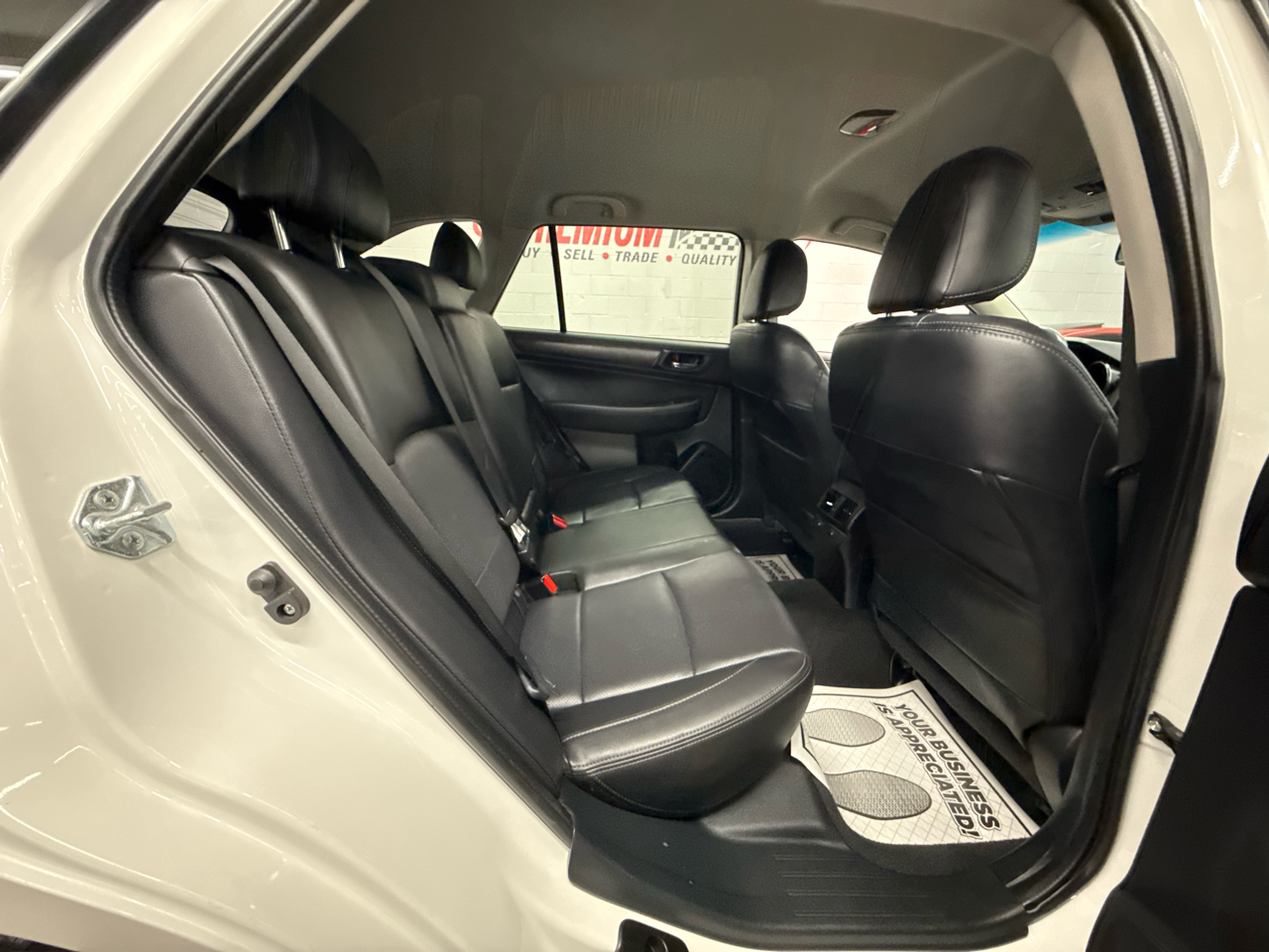 Subaru Outback 2.5i Limited 2015