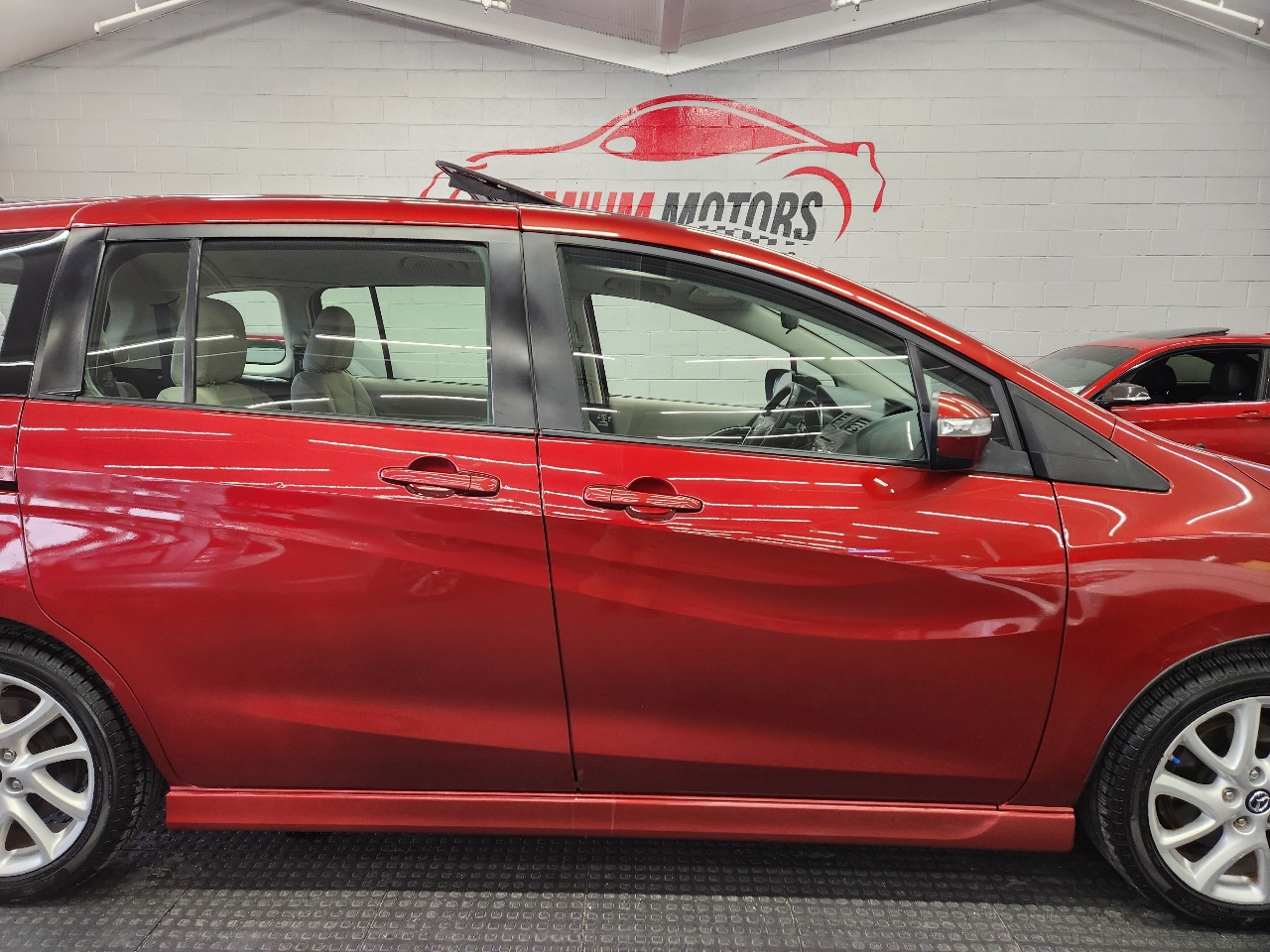 Mazda MAZDA5 Touring 2014