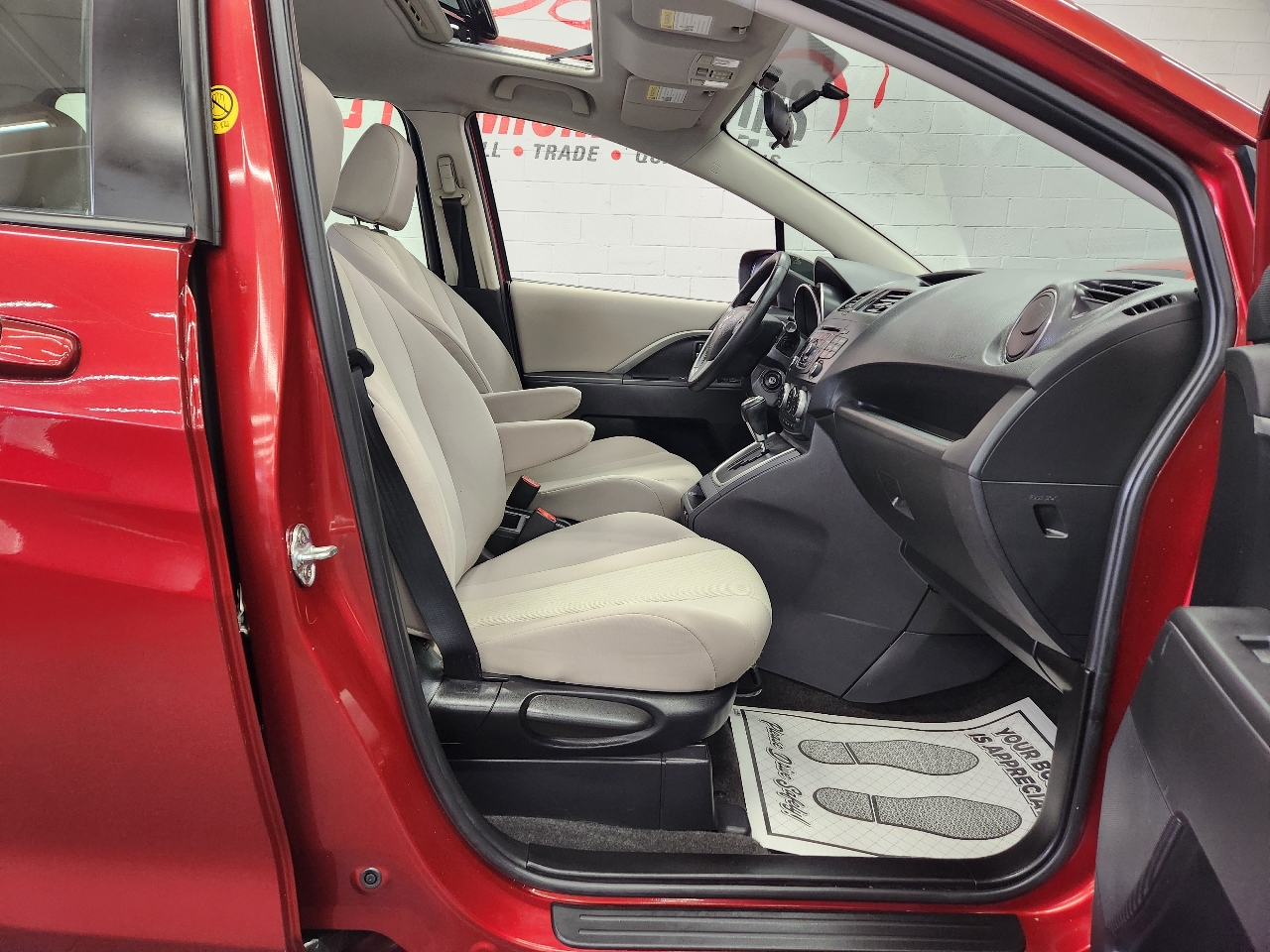 Mazda MAZDA5 Touring 2014