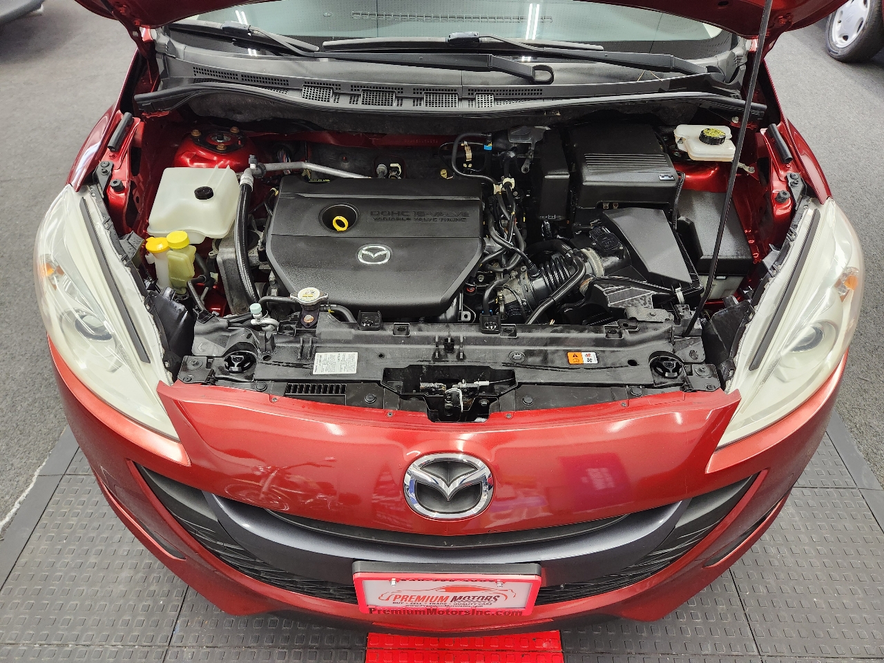 Mazda MAZDA5 Touring 2014