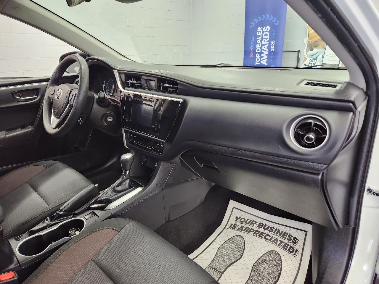 Toyota Corolla 4dr Sdn LE Auto 2019