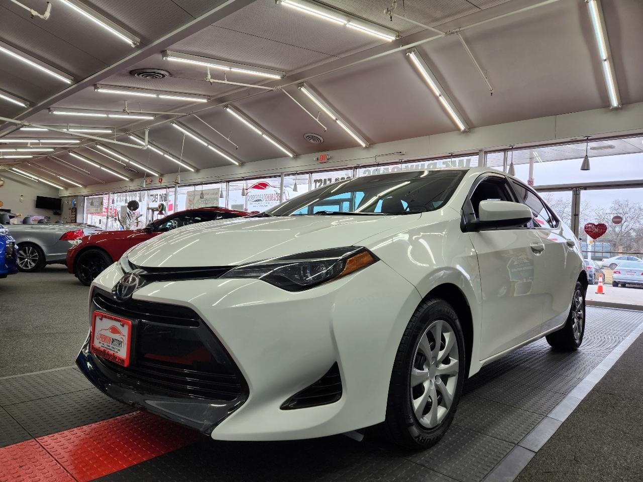 Toyota Corolla 4dr Sdn LE Auto 2019