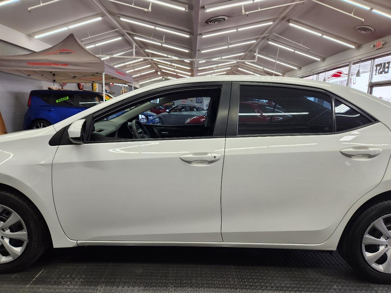 Toyota Corolla 4dr Sdn LE Auto 2019