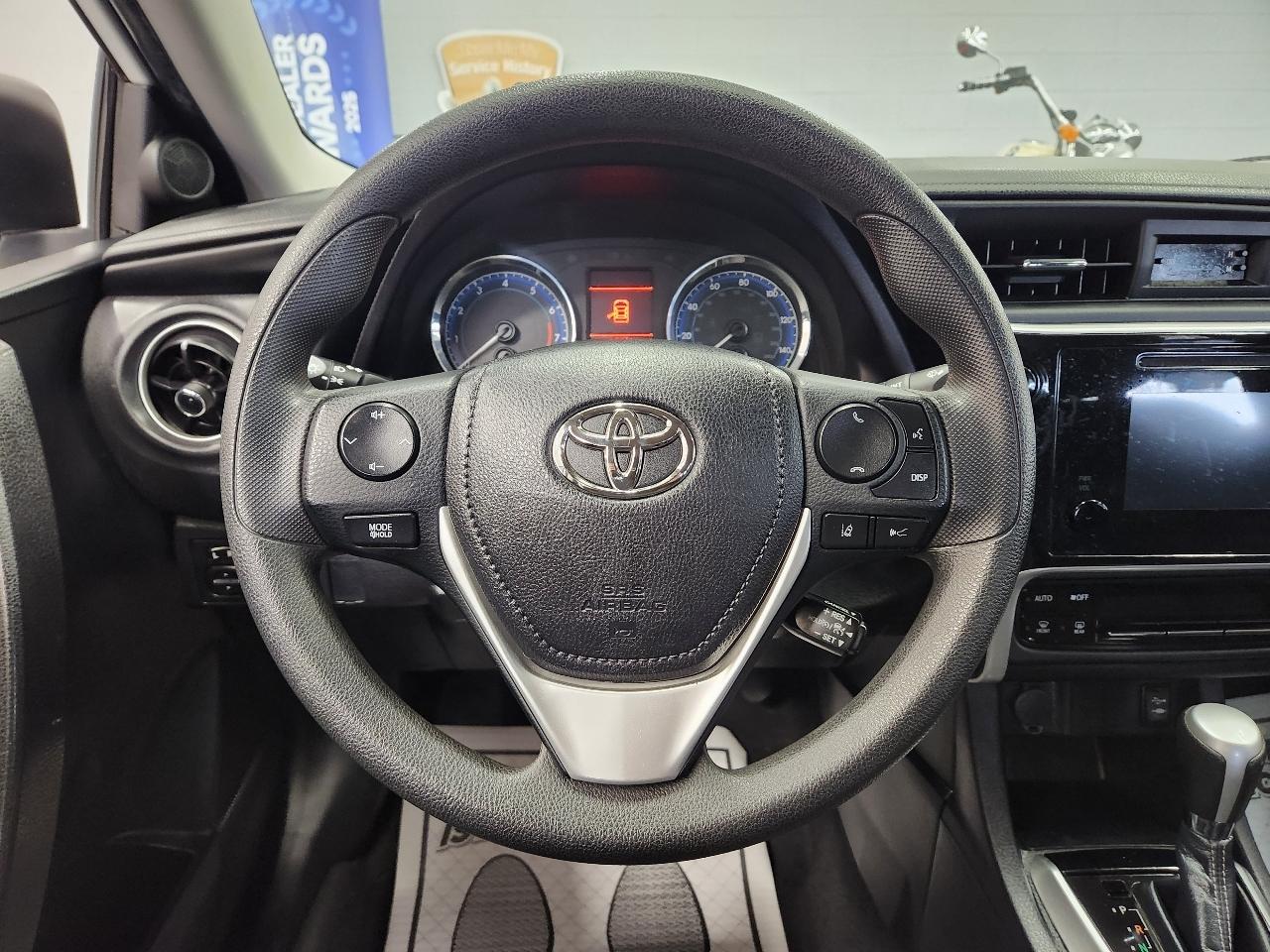 Toyota Corolla 4dr Sdn LE Auto 2019