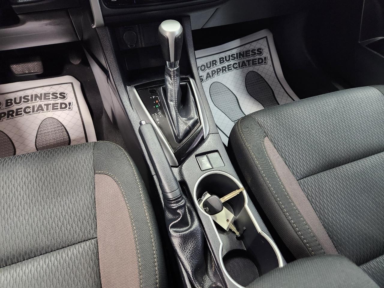 Toyota Corolla 4dr Sdn LE Auto 2019