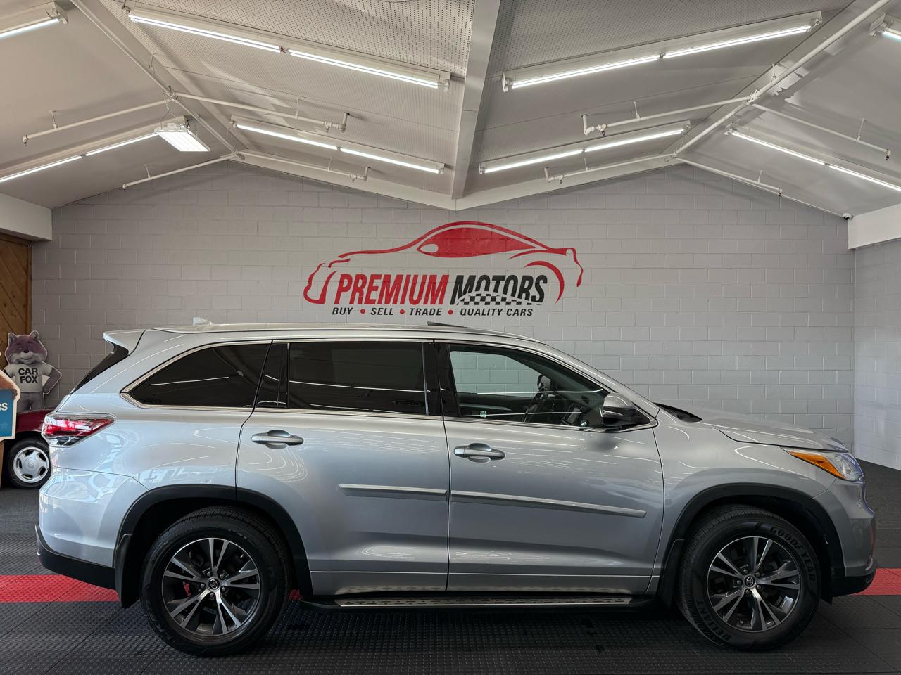 Toyota Highlander  2016