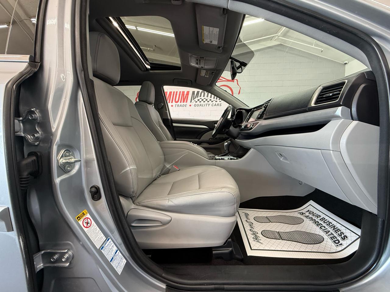 Toyota Highlander  2016