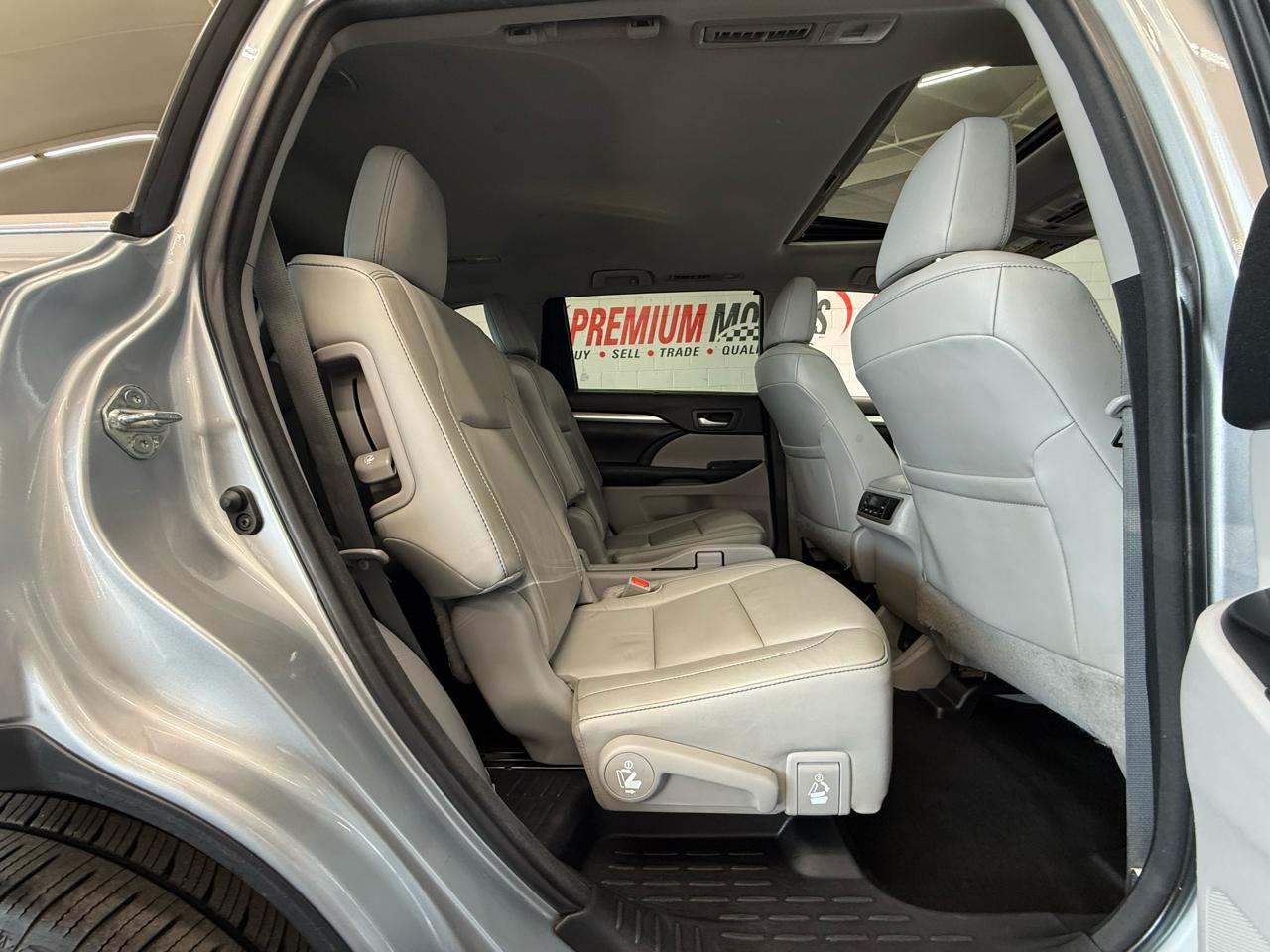 Toyota Highlander  2016