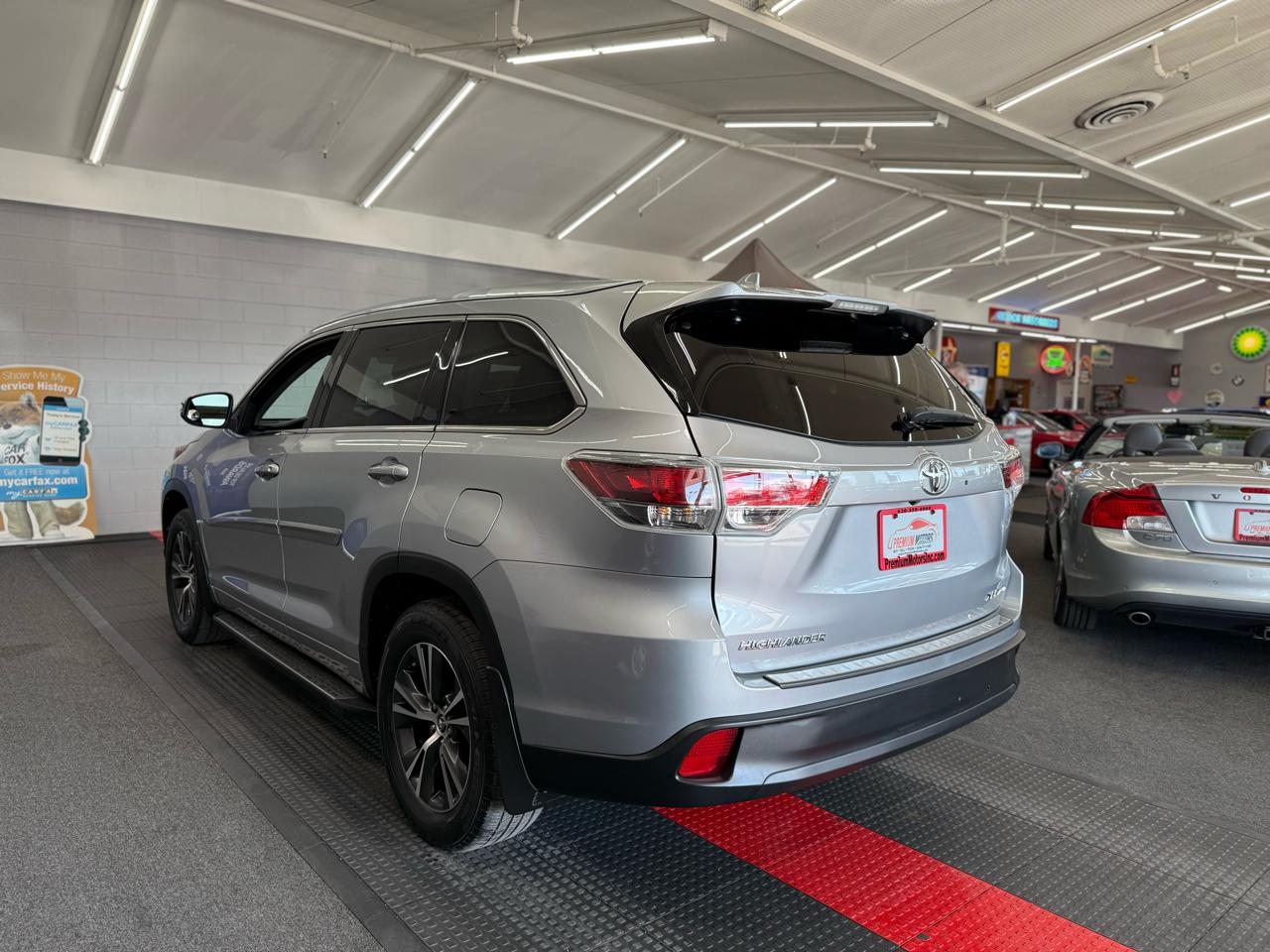 Toyota Highlander  2016