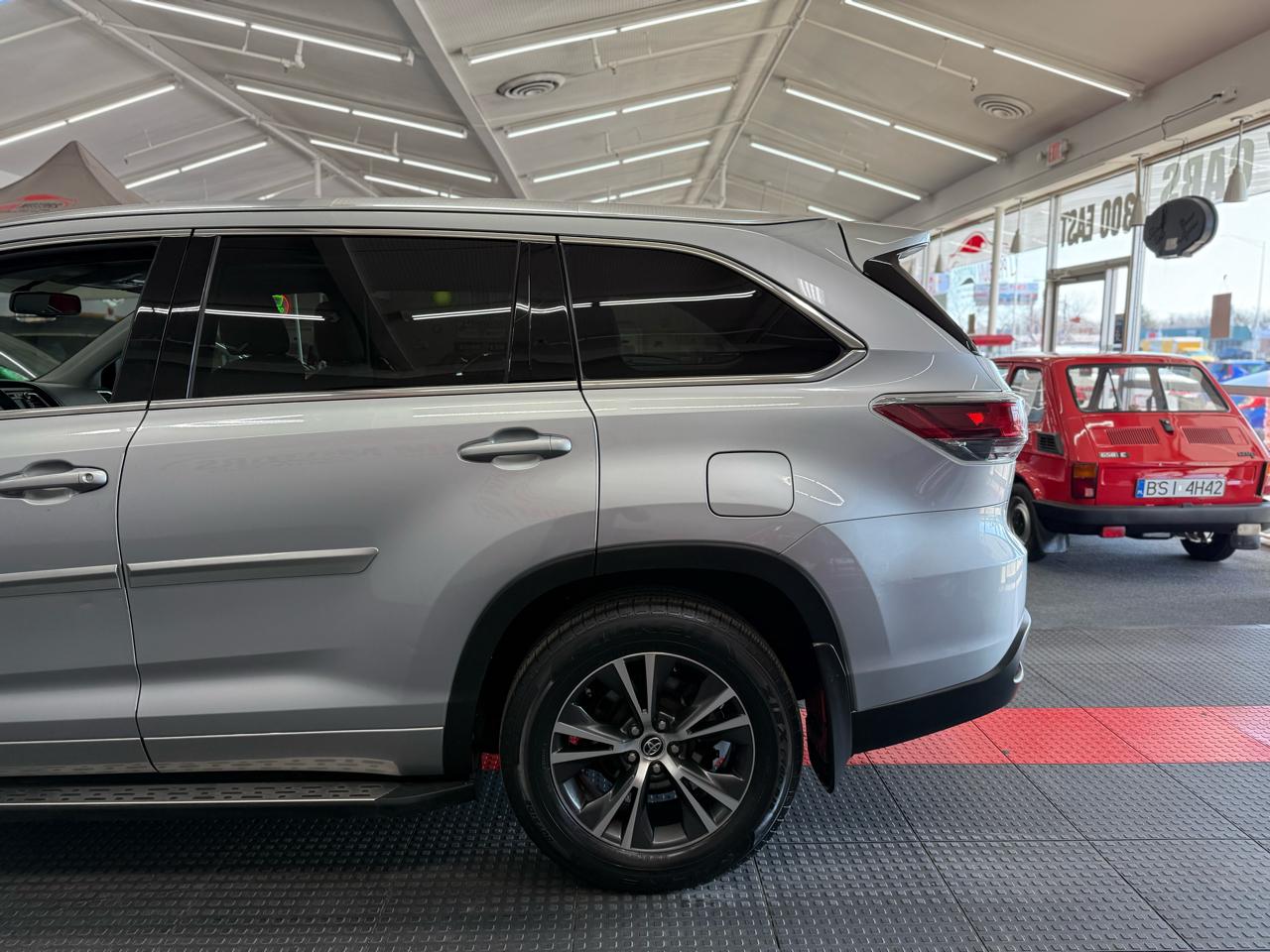 Toyota Highlander  2016