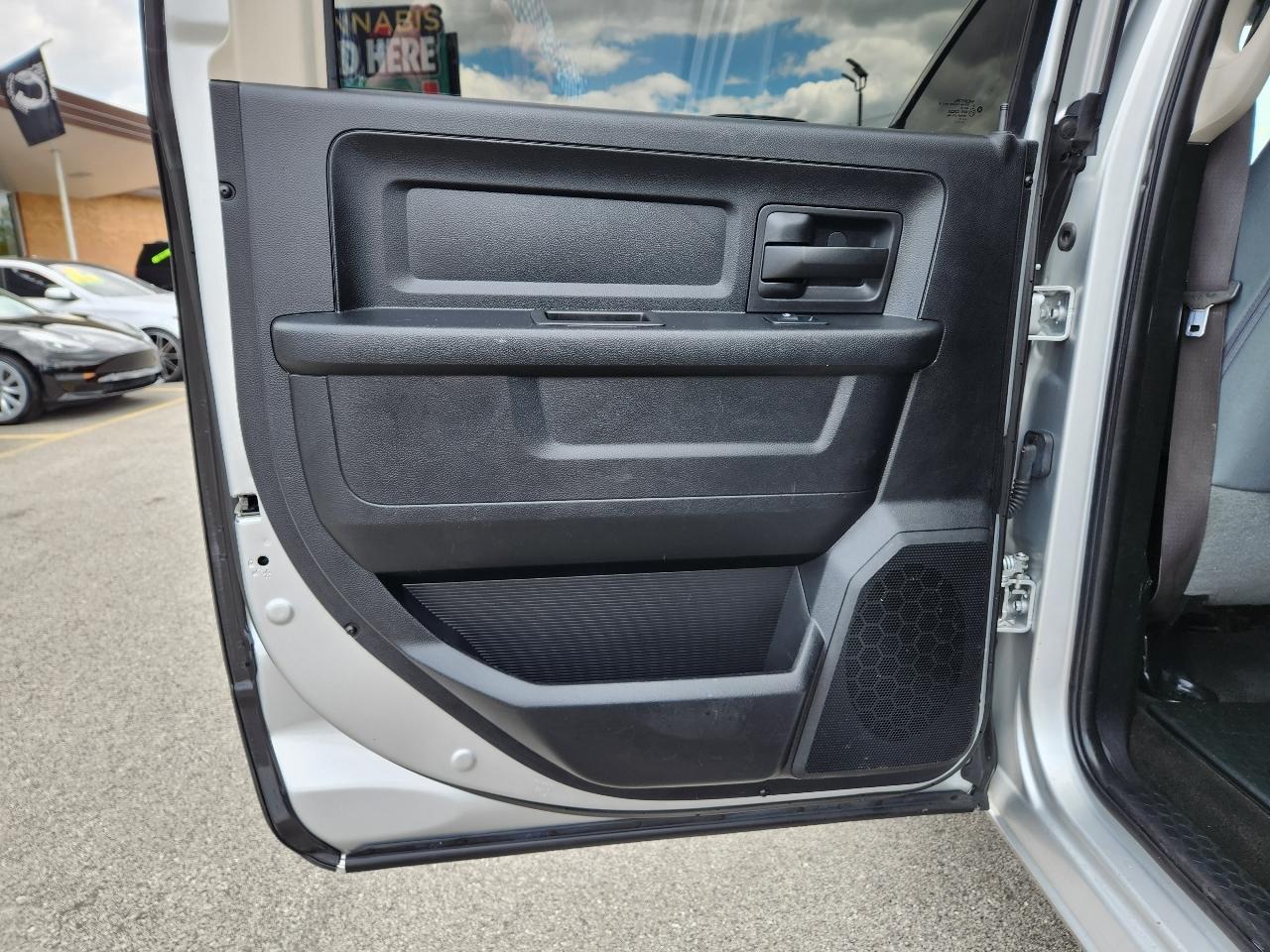 RAM 2500 Tradesman 4WD 2017