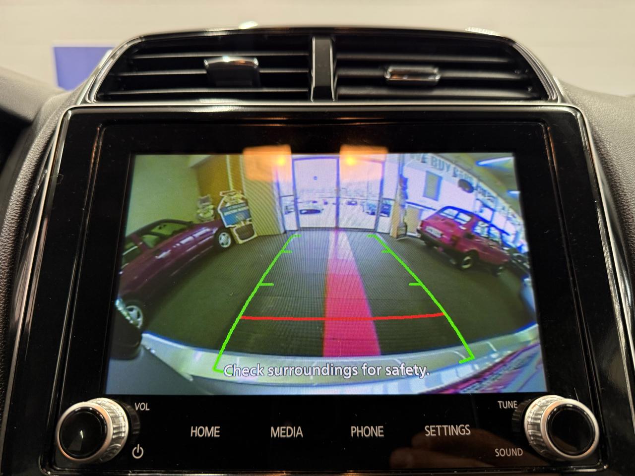 Mitsubishi Outlander Sport 2.0 LE 4WD CVT 2024