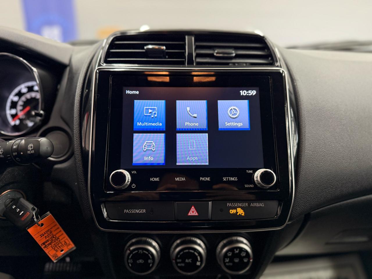 Mitsubishi Outlander Sport 2.0 LE 4WD CVT 2024