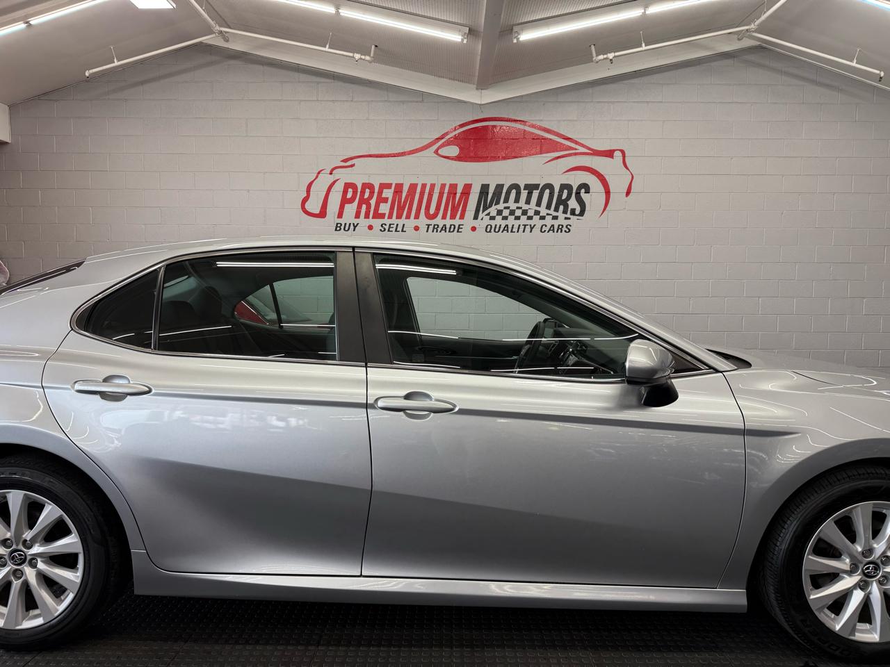 Toyota Camry 4dr Sdn LE Auto 2018