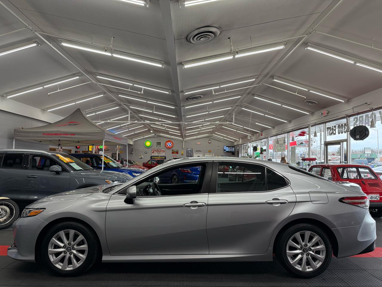 Toyota Camry 4dr Sdn LE Auto 2018