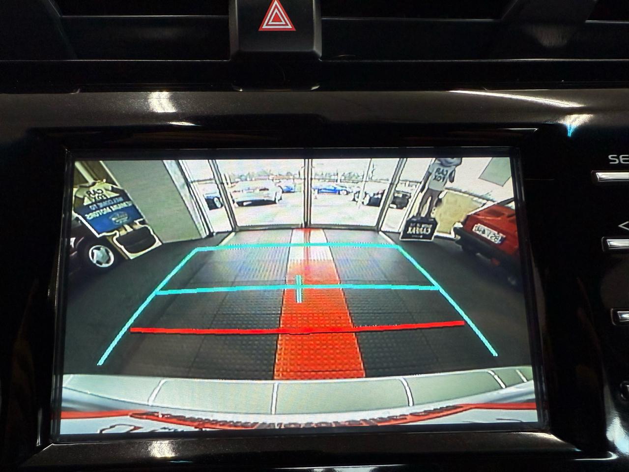 Toyota Camry 4dr Sdn LE Auto 2018