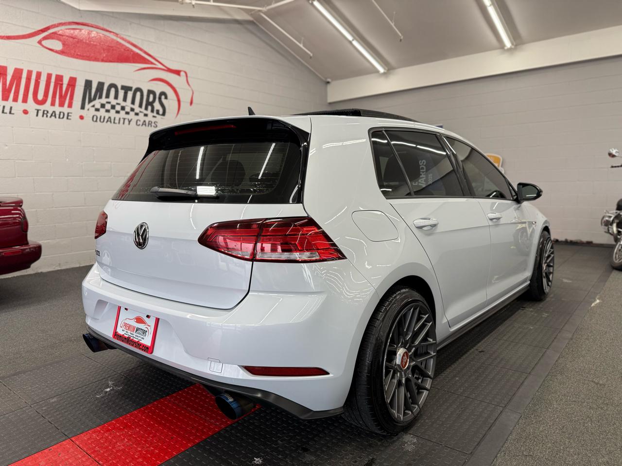 Volkswagen Golf GTI 4dr HB DSG SE 2018