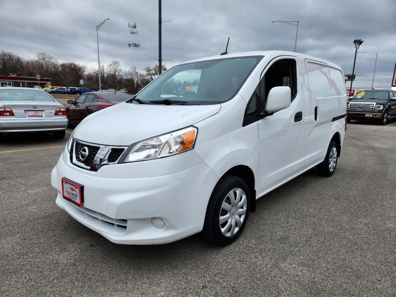 Nissan NV200  2020