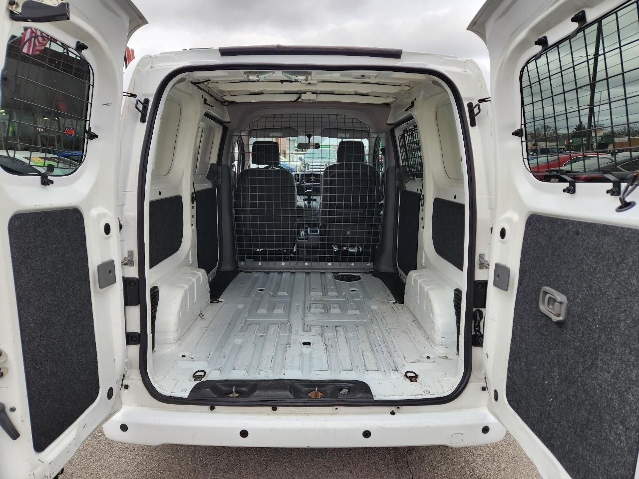 Nissan NV200  2020