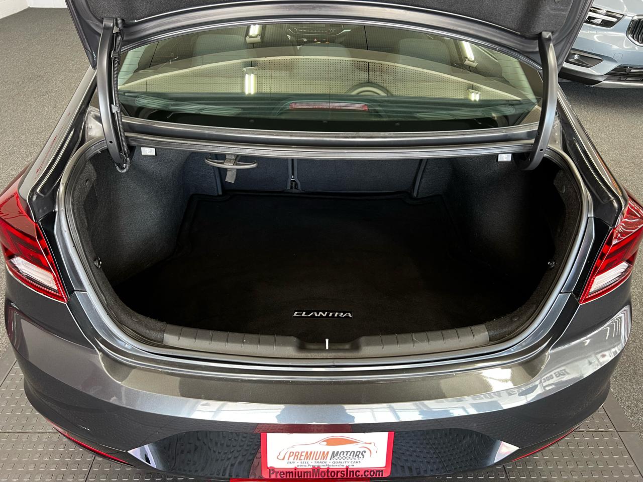 Hyundai Elantra Value Edition 4D Sedan 2020