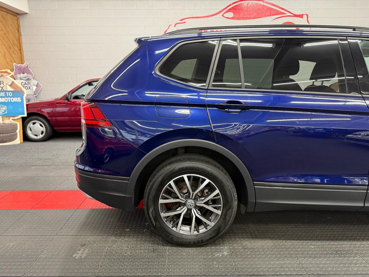 Volkswagen Tiguan S 2021