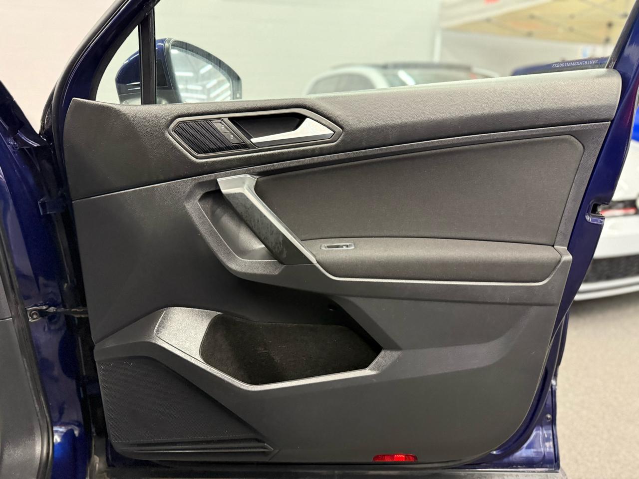 Volkswagen Tiguan S 2021