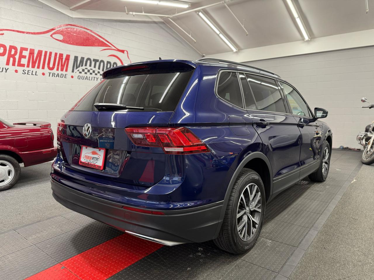 Volkswagen Tiguan S 2021