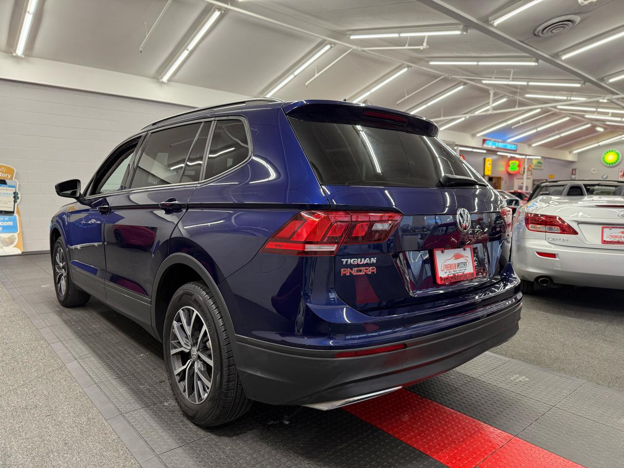 Volkswagen Tiguan S 2021