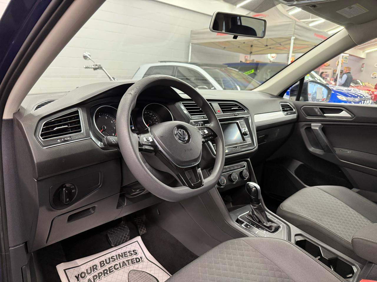 Volkswagen Tiguan S 2021