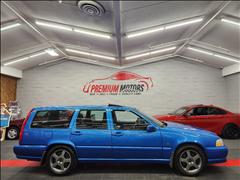 2000 Volvo V70 