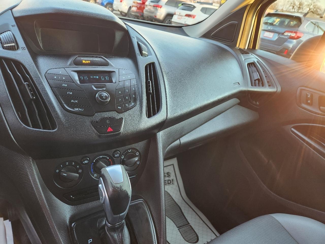 Ford Transit Connect XL 2017