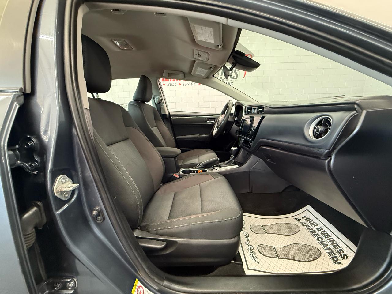 Toyota Corolla LE Eco 2018