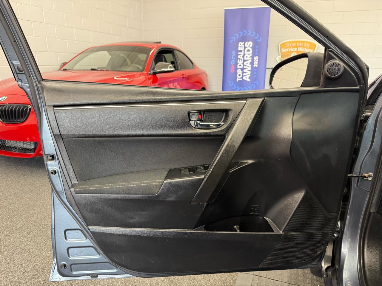 Toyota Corolla LE Eco 2018