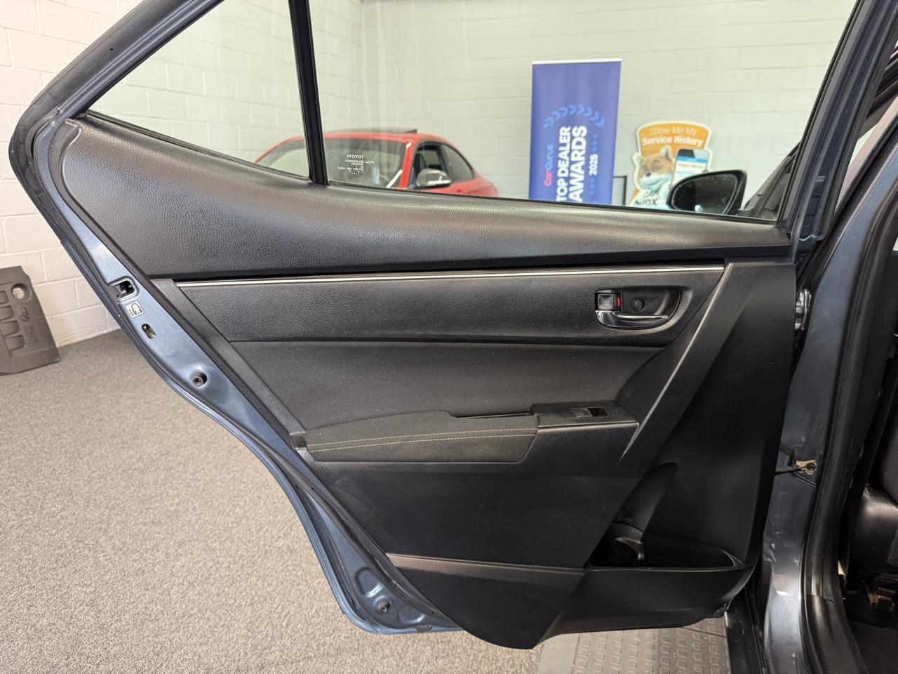 Toyota Corolla LE Eco 2018