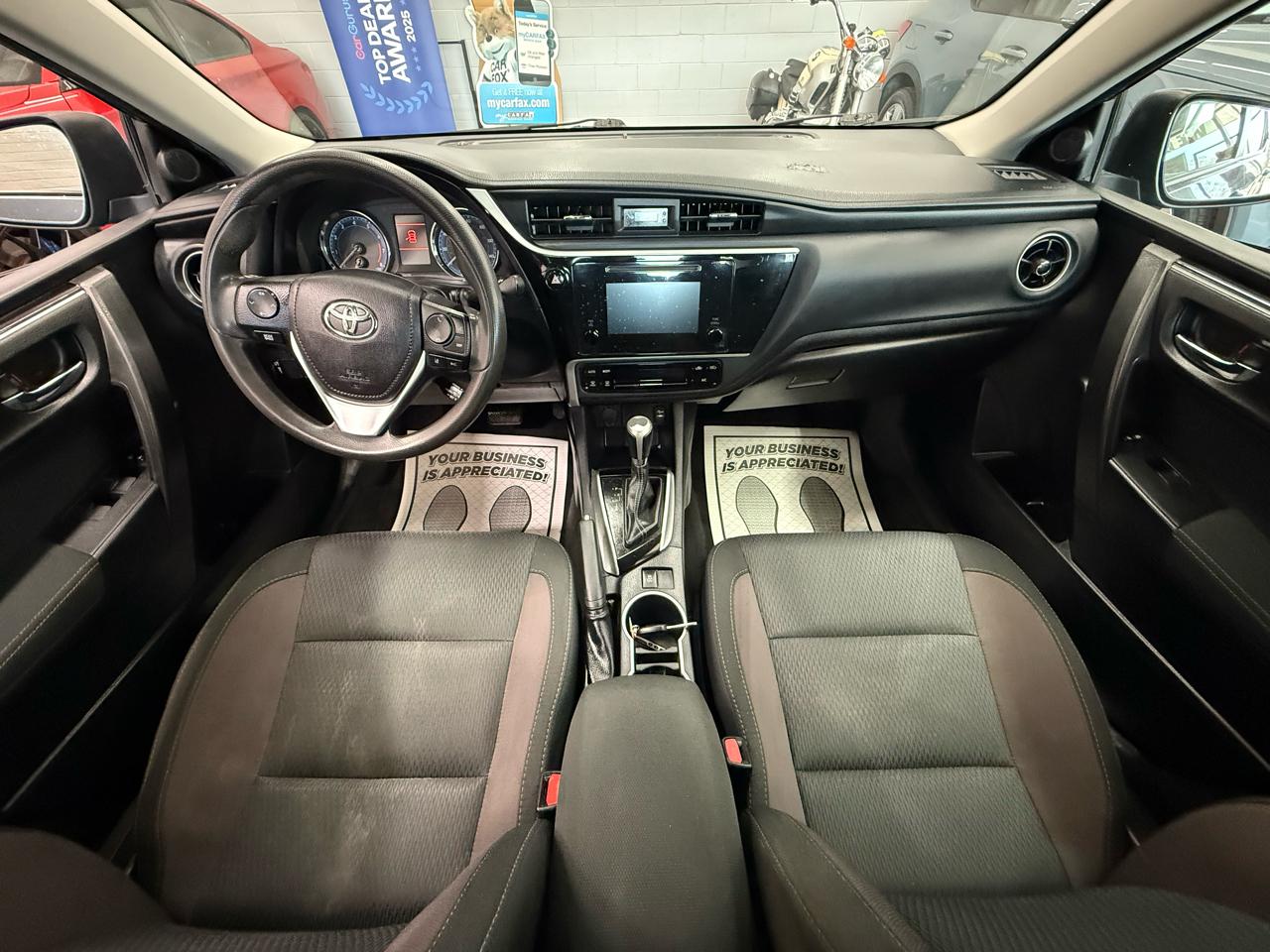 Toyota Corolla LE Eco 2018