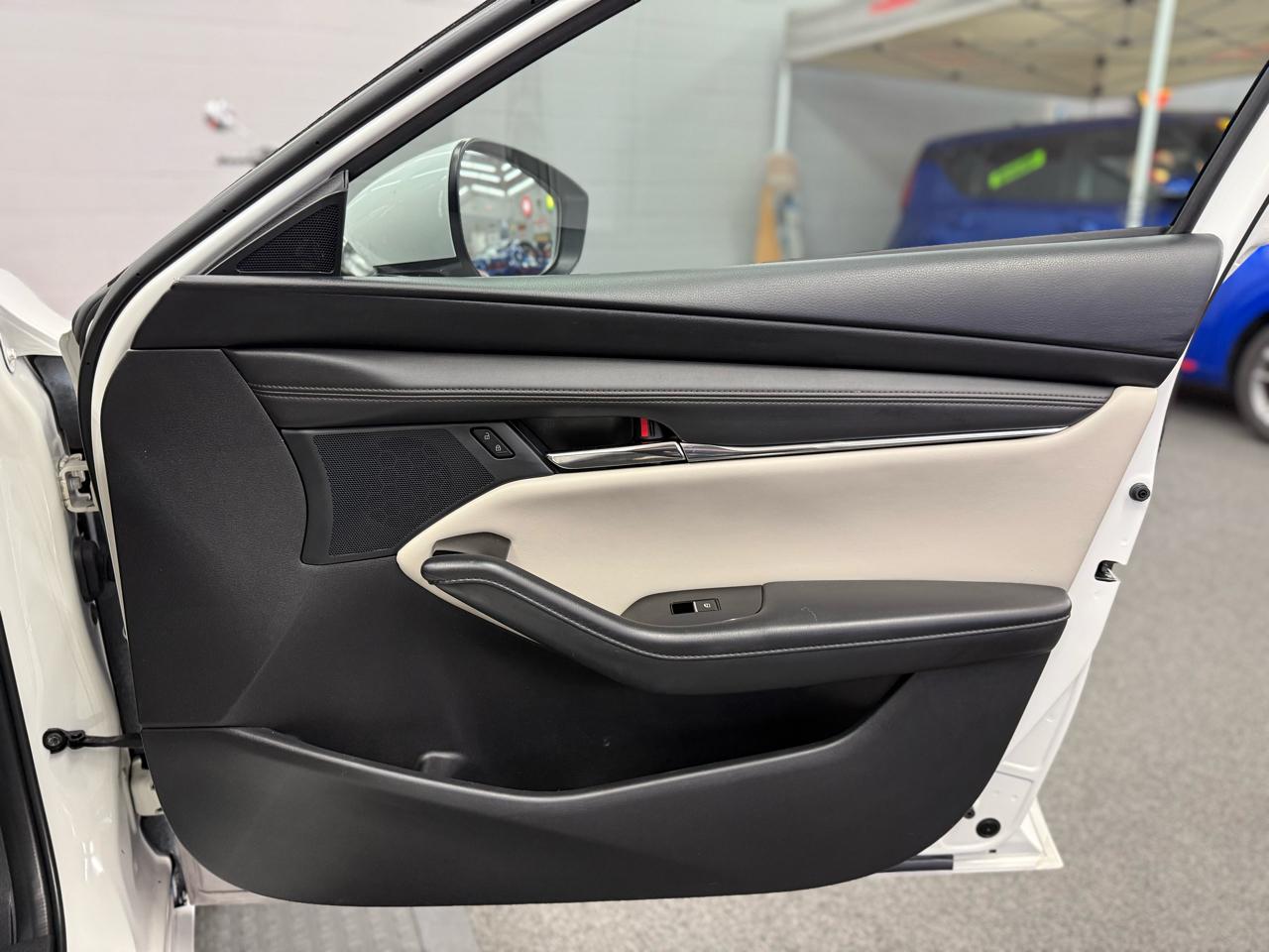 Mazda MAZDA3 Preferred 2022