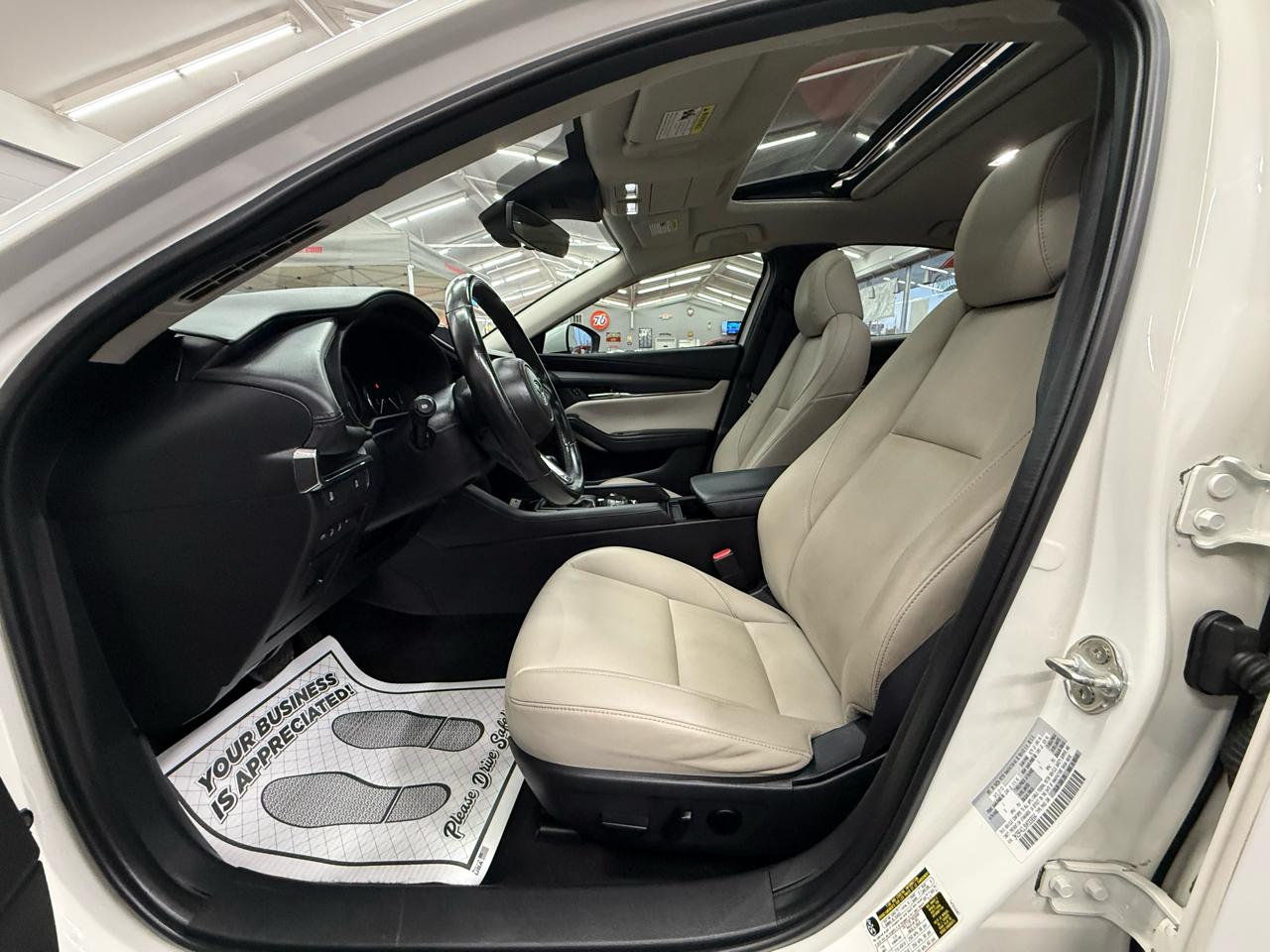 Mazda MAZDA3 Preferred 2022