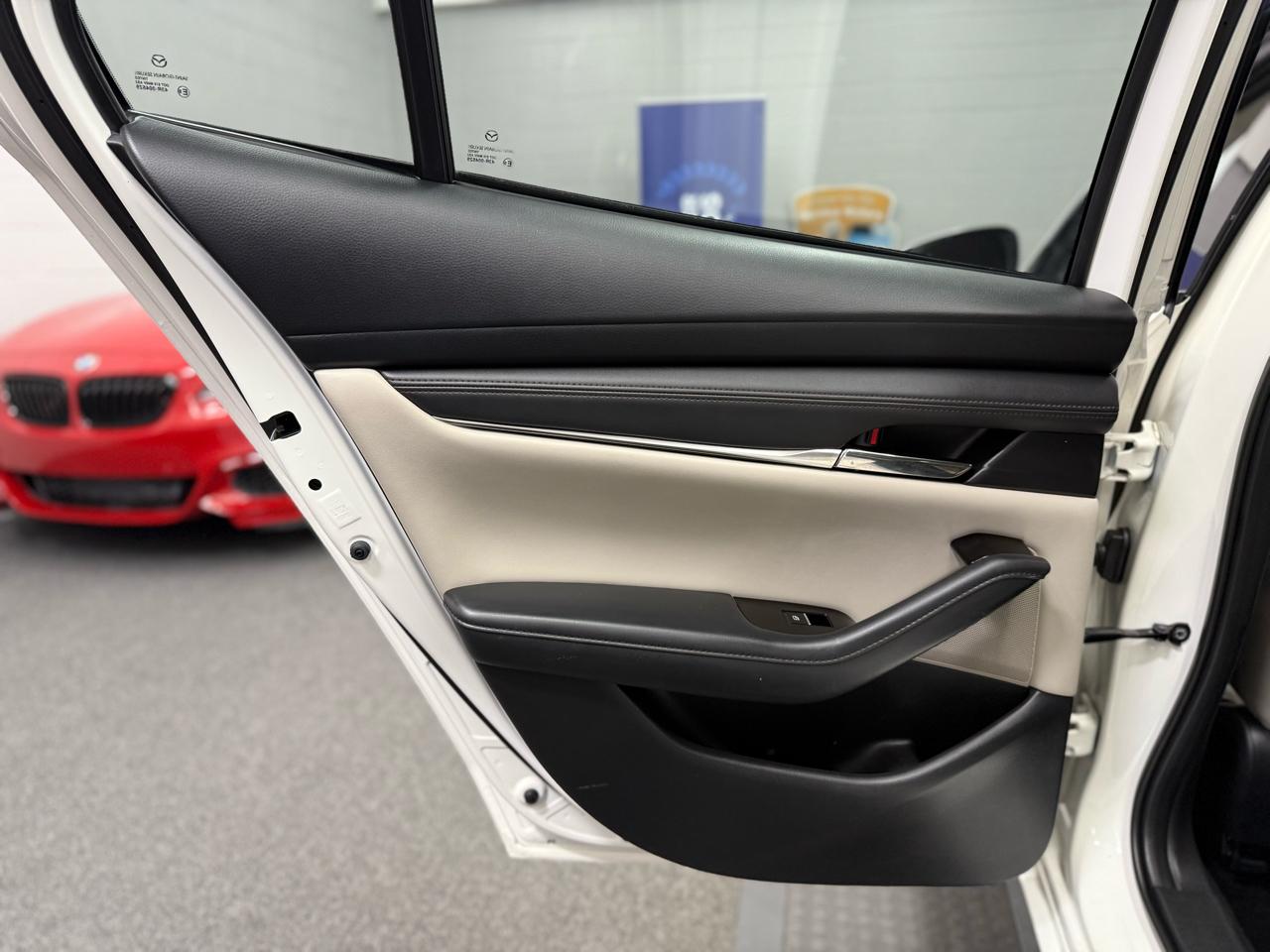 Mazda MAZDA3 Preferred 2022