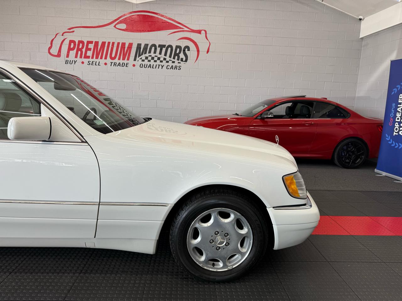 Mercedes-Benz S-Class S320 1995