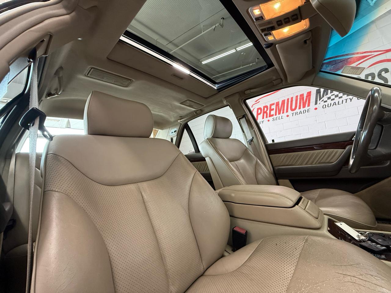 Mercedes-Benz S-Class S320 1995