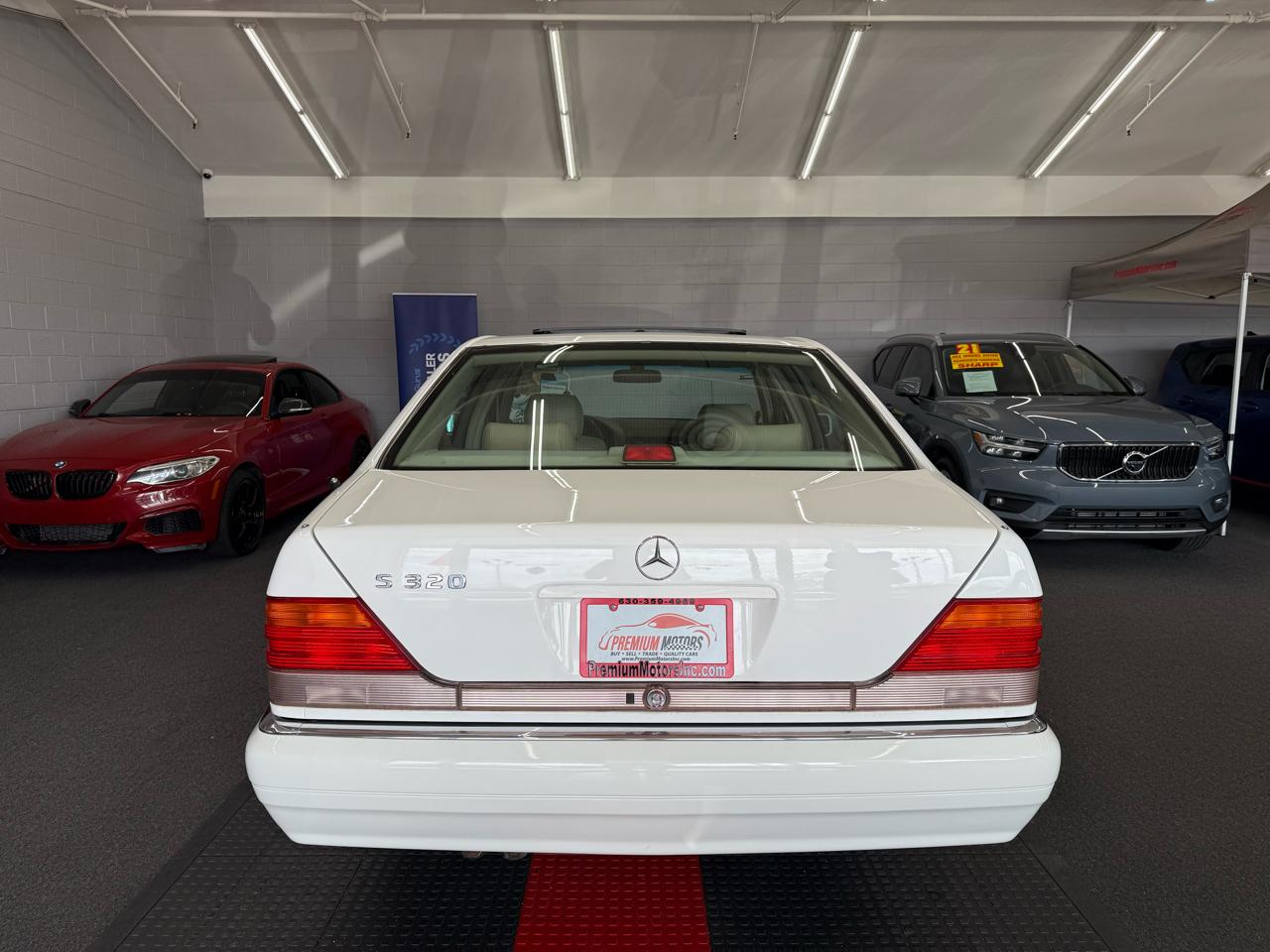 Mercedes-Benz S-Class S320 1995