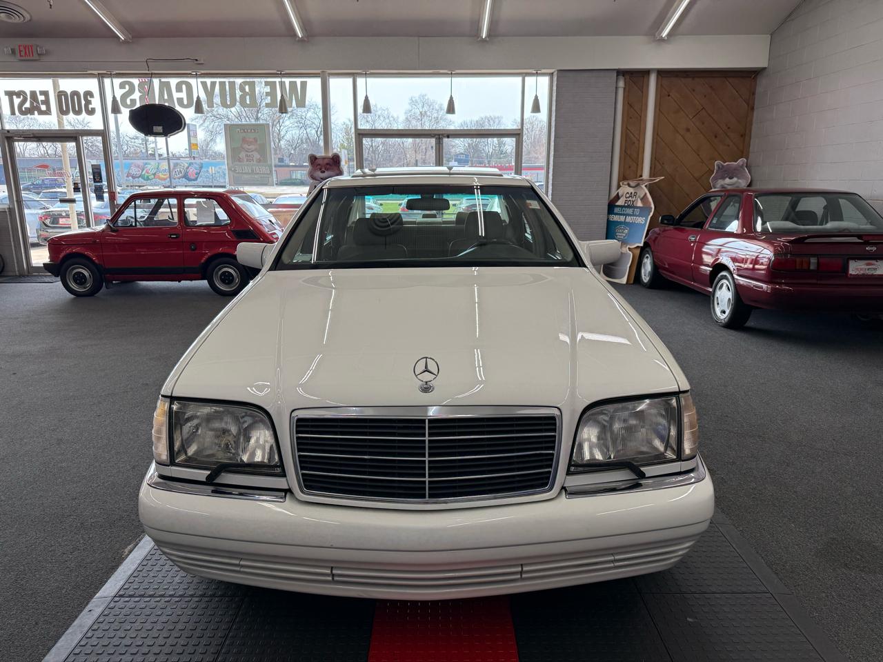 Mercedes-Benz S-Class S320 1995