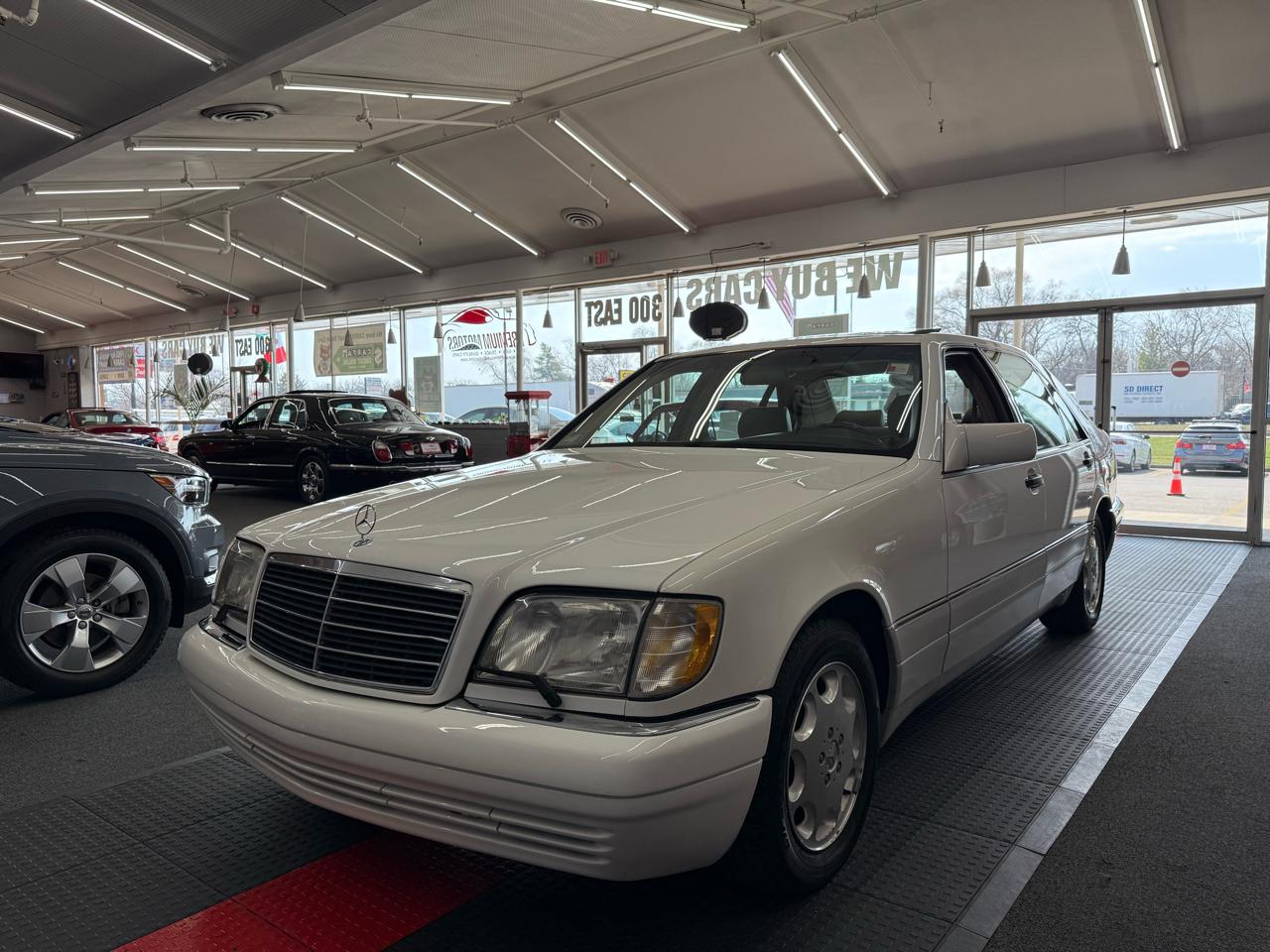 Mercedes-Benz S-Class S320 1995