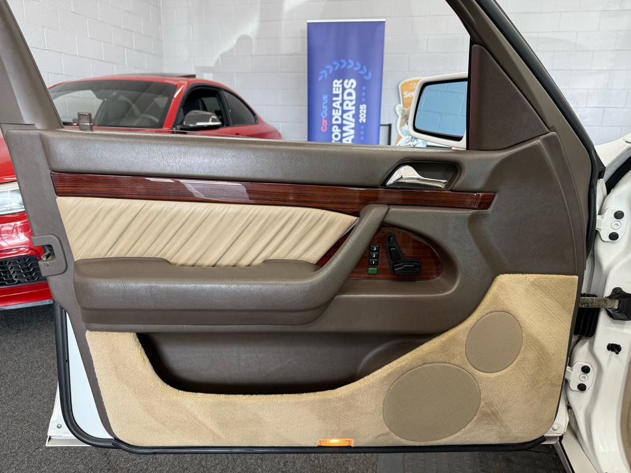 Mercedes-Benz S-Class S320 1995