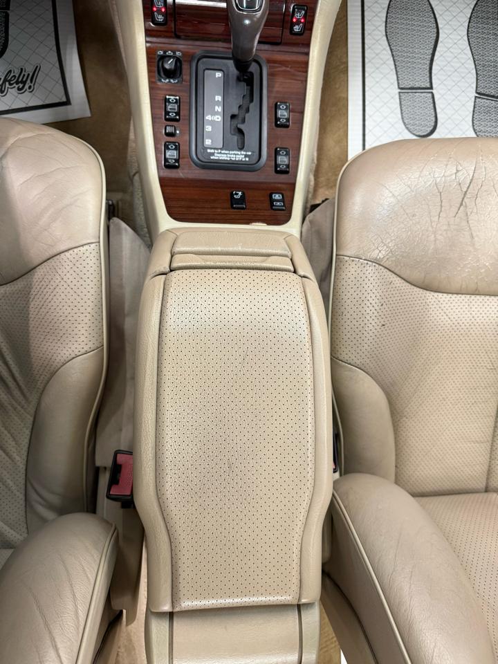 Mercedes-Benz S-Class S320 1995