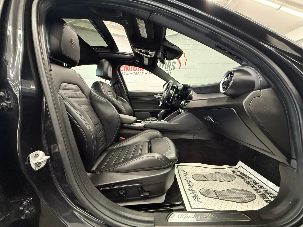 Alfa Romeo Giulia Veloce AWD 2022