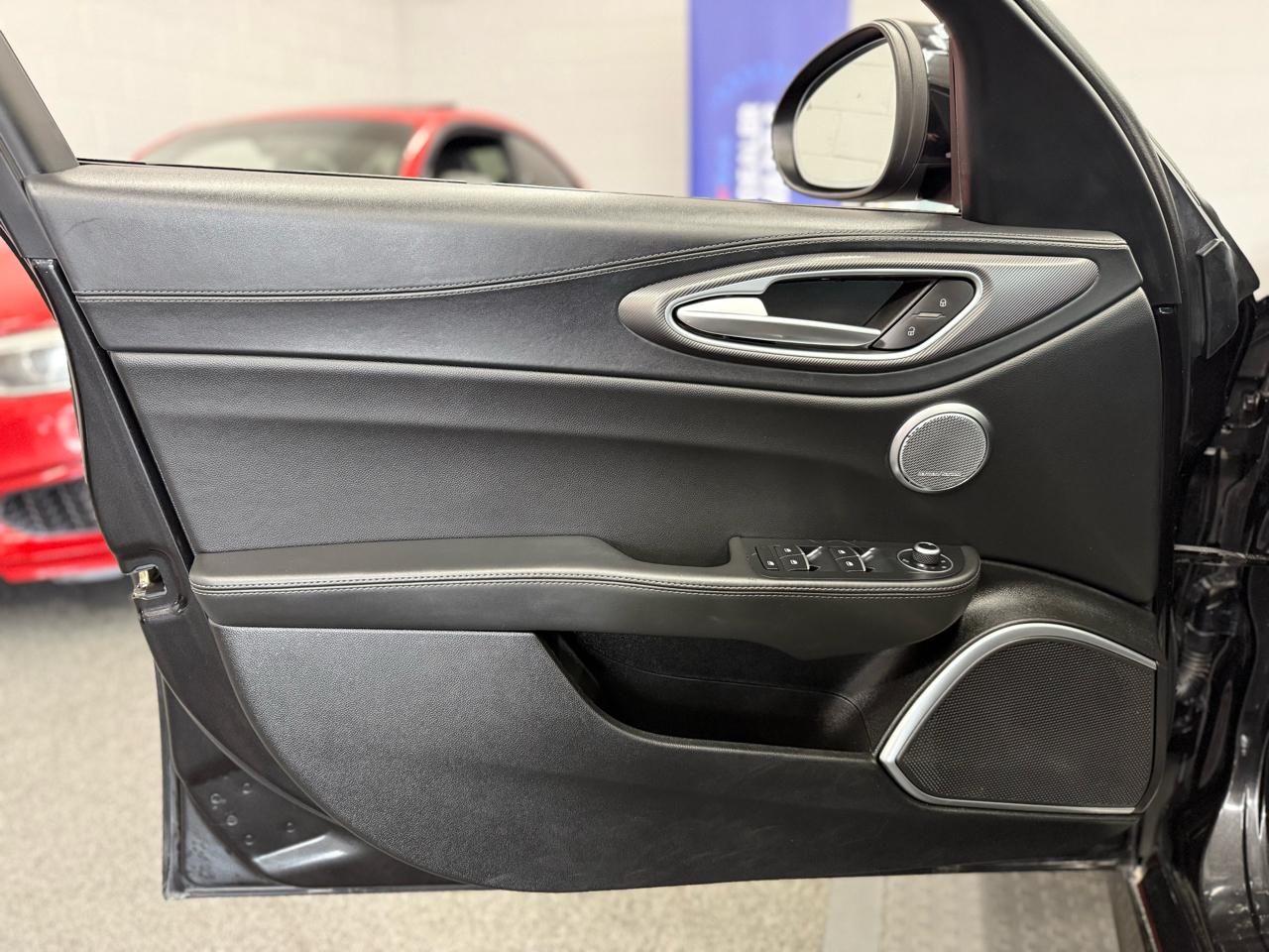 Alfa Romeo Giulia Veloce AWD 2022