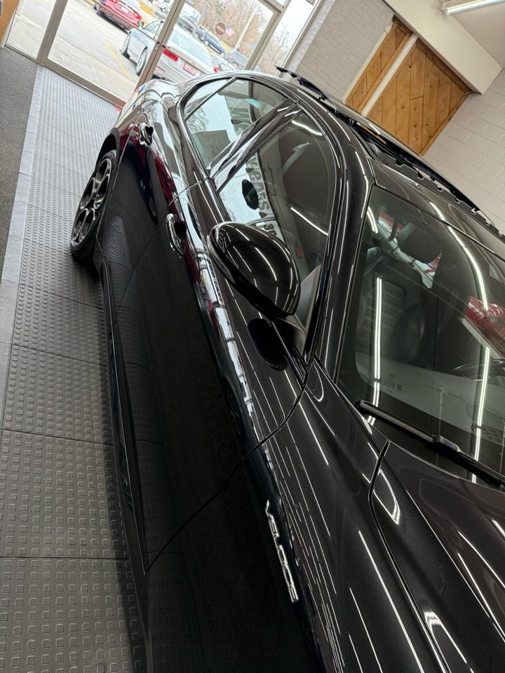 Alfa Romeo Giulia Veloce AWD 2022